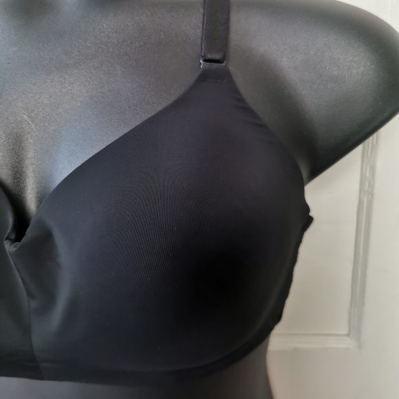 40C TORRID, Dream Wire-Free Bra, Black Lace EUC B58 - Picture 6 of 9